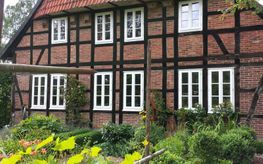 Fenster und Türen aus Holz